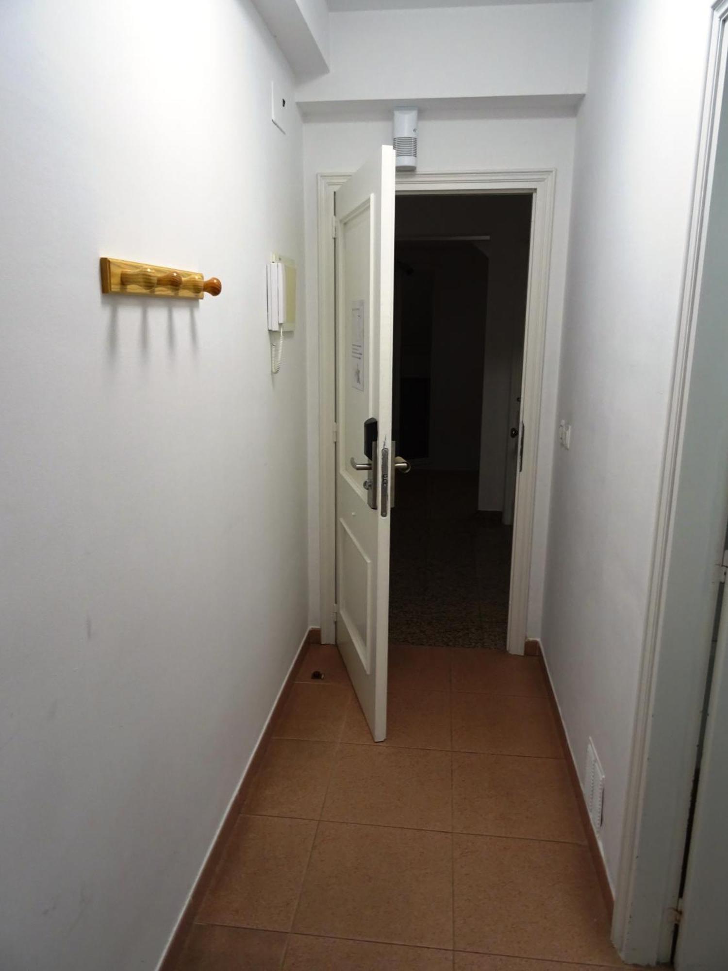 Center Plaza Figueres Apartment Bagian luar foto